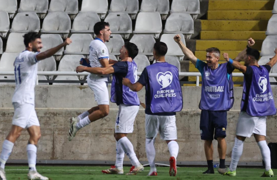 但并没有坐 但并没有坐