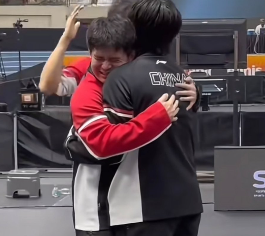 靖崑连续拿, 他的呐喊声 靖崑连续拿, 他的呐喊声